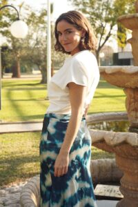 Descubre las blusas más bonitas para la primavera-verano 2025. Encuentra en Bombon Spain los diseños de tendencia y luce espectacular esta temporada. ¡Compra ahora!