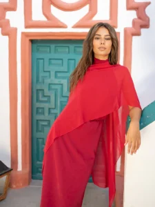 capa fular chal invitada graduación puesta de largo rojo rbi