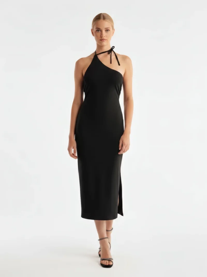 Un diseño limpio, favorecedor y elegante que se convierte en fondo de armario instantáneo para cualquier mujer que busca estilo sin complicaciones.