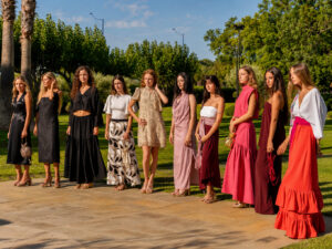 Qué Ponerse en una Boda de Otoño: Colores, Vestidos y Conjuntos de Invitada